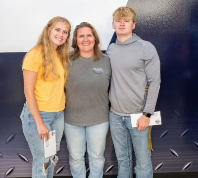 Local219_Scholarship24-155